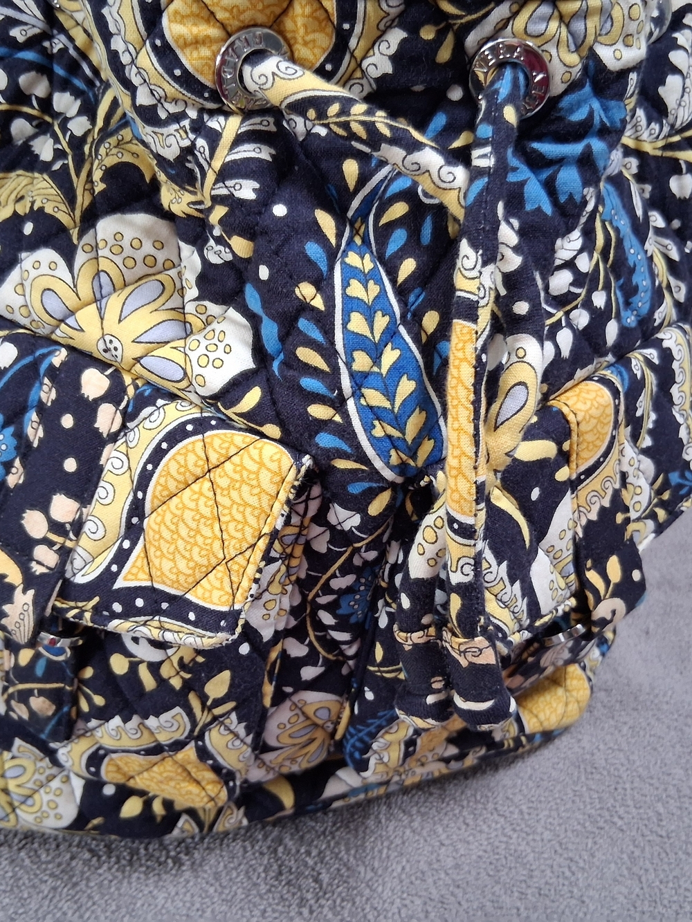 Vera Bradley Ellie Blue & Yellow Elephant Drawstring Crossbody Bag flap pockets - Picture 8 of 11
